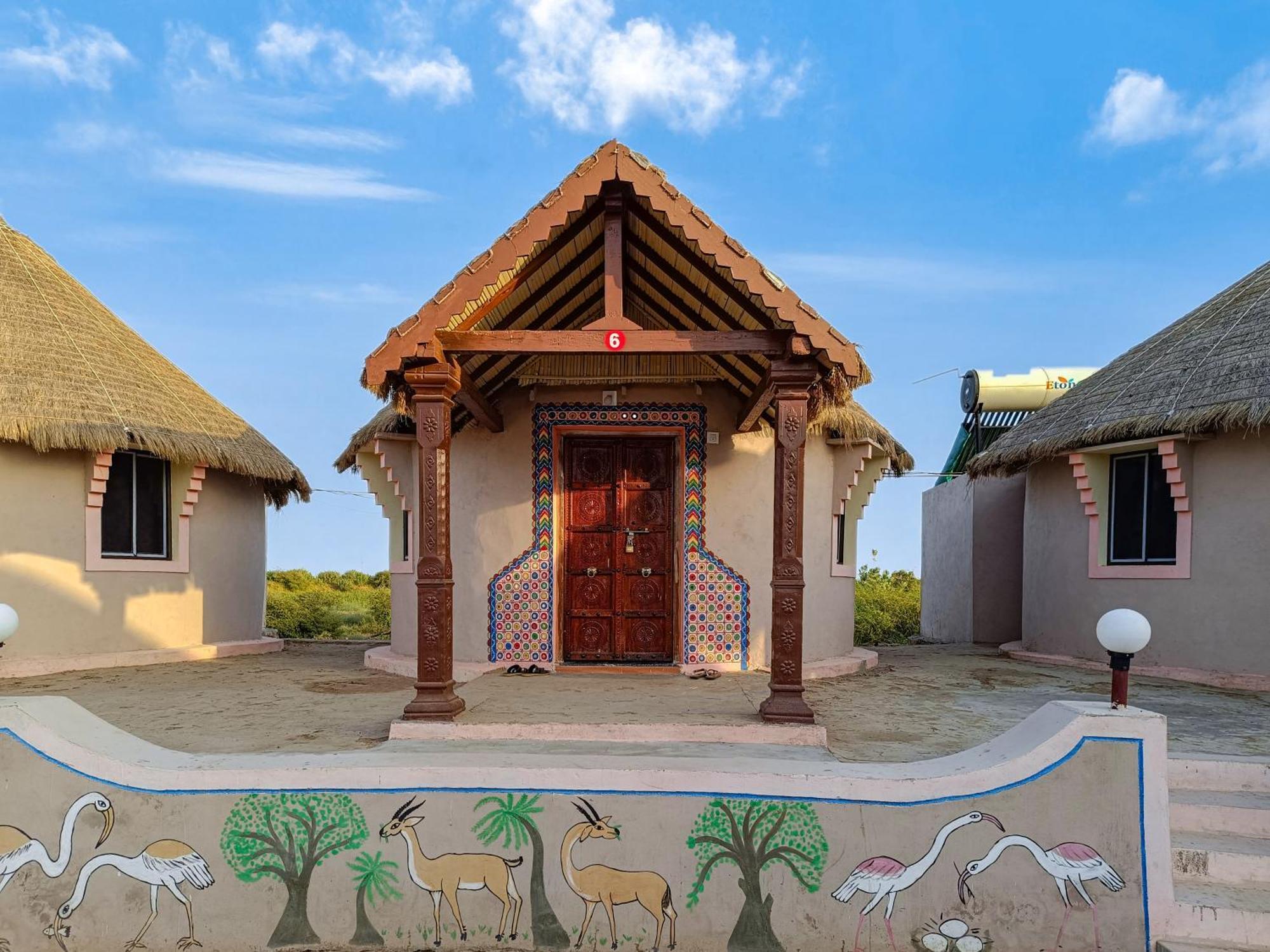 Dholavira Village Resort Екстер'єр фото